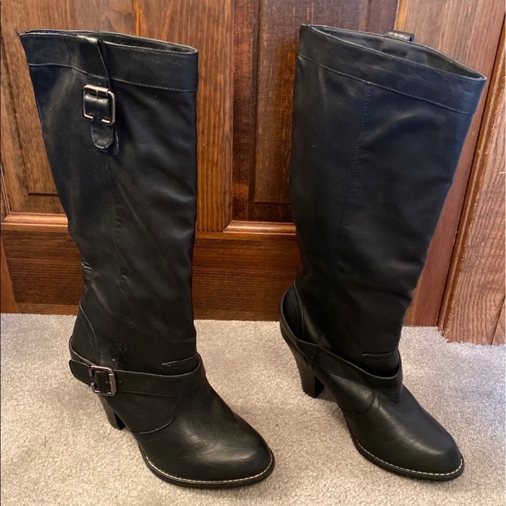 Women’s black high heel boots women’s size 8.5